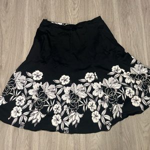 Petite Skirt | Knee Length | Lola P.